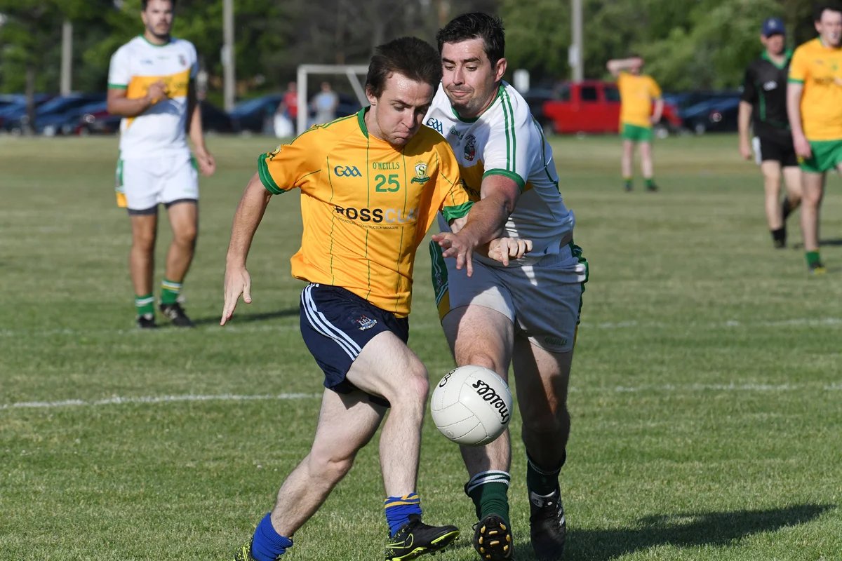 intermediate-men-toronto-gaels-vs-st-vincent-june-11-2016-08_27024348124_o.jpg