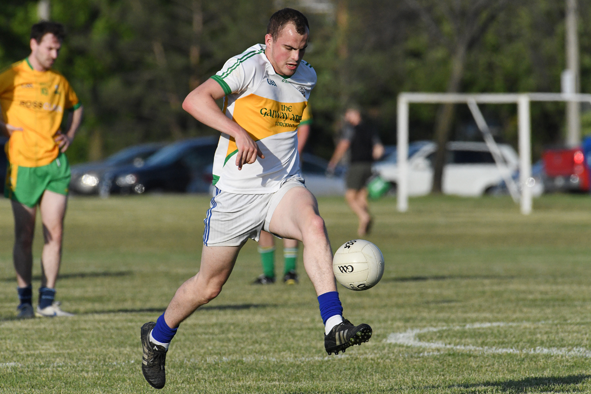 intermediate-men-toronto-gaels-vs-st-vincent-june-11-2016-48_27561367641_o.jpg