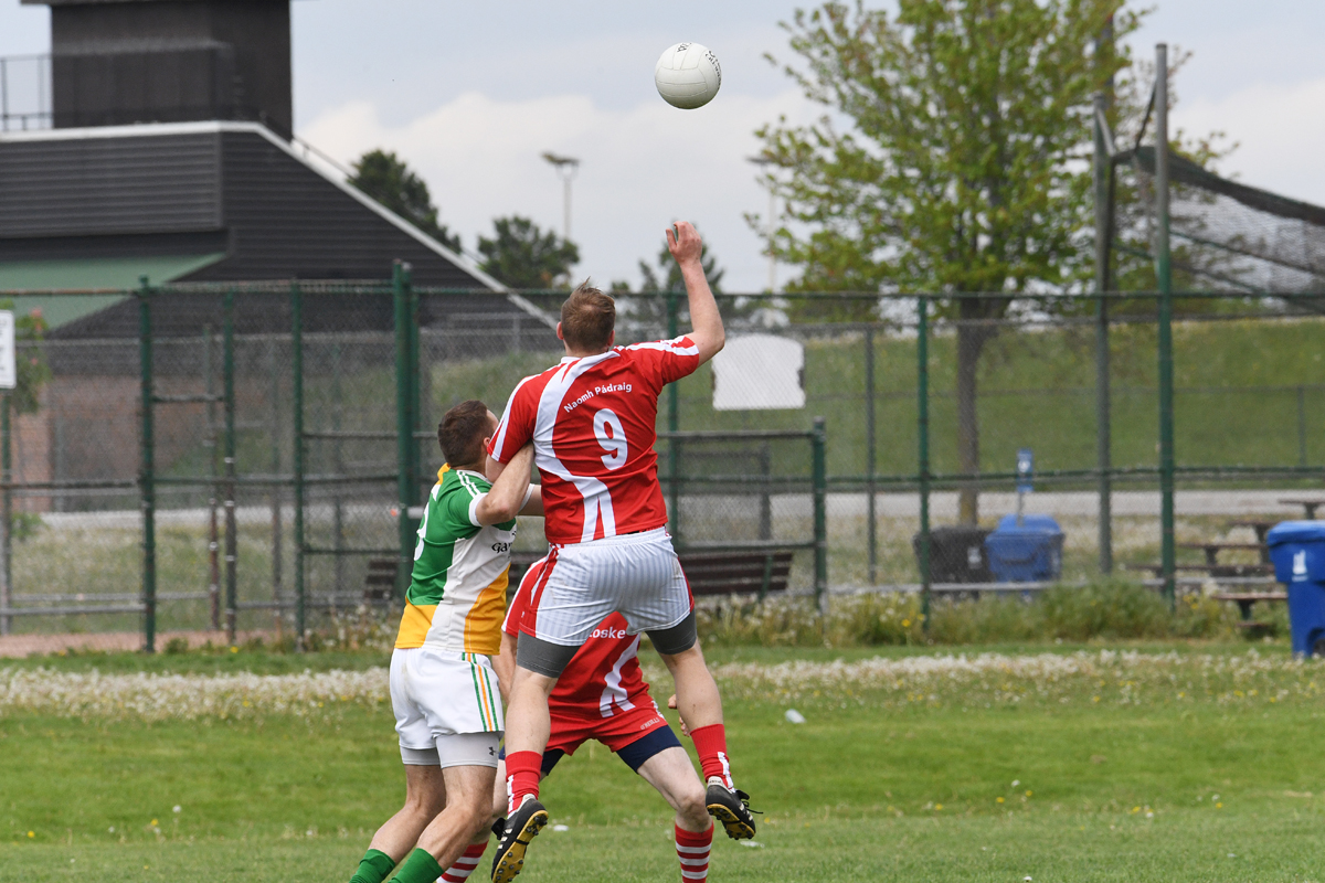 2017-senior-mens-toronto-gaels-vs-st-pats-may-27-01_34957948345_o.jpg