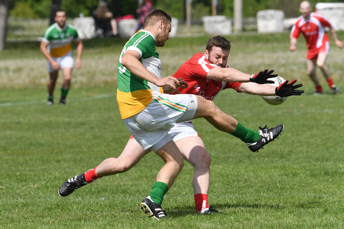 2017-senior-mens-toronto-gaels-vs-st-pats-may-27-13_34917522706_o.jpg