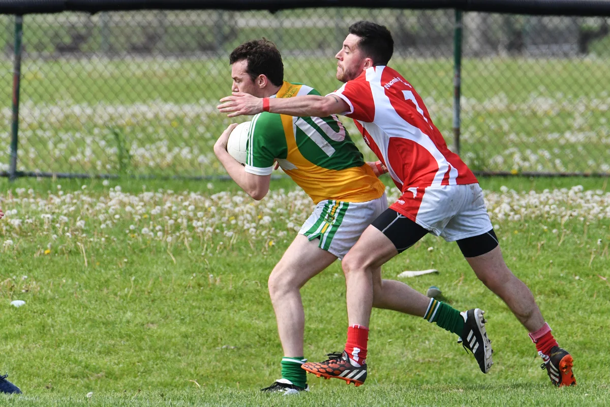 2017-senior-mens-toronto-gaels-vs-st-pats-may-27-25_34917520976_o.jpg