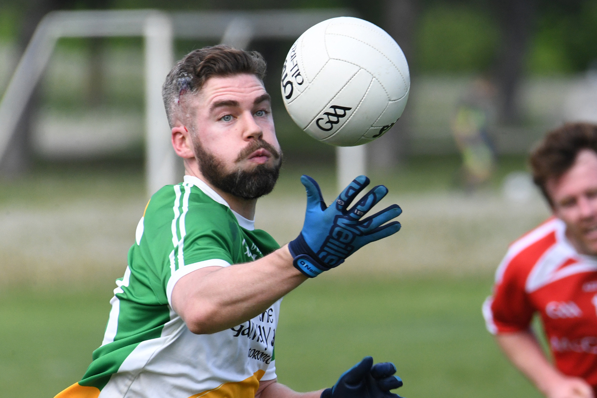 2017-senior-mens-toronto-gaels-vs-st-pats-may-27-34_34825886801_o.jpg