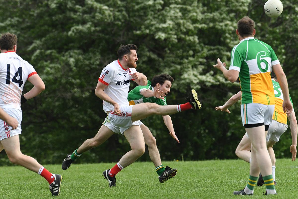 2018-senior-mens-gaels-a-vs-st-pats-may-26-021_41741460354_o.jpg