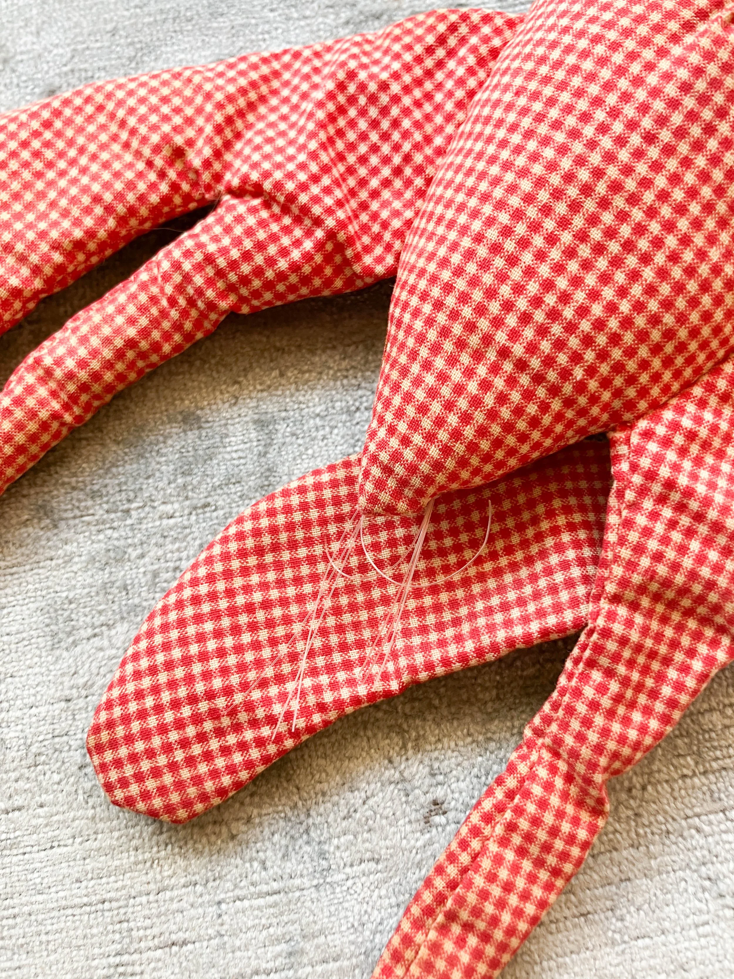 gingham lobster (3 of 4).jpg