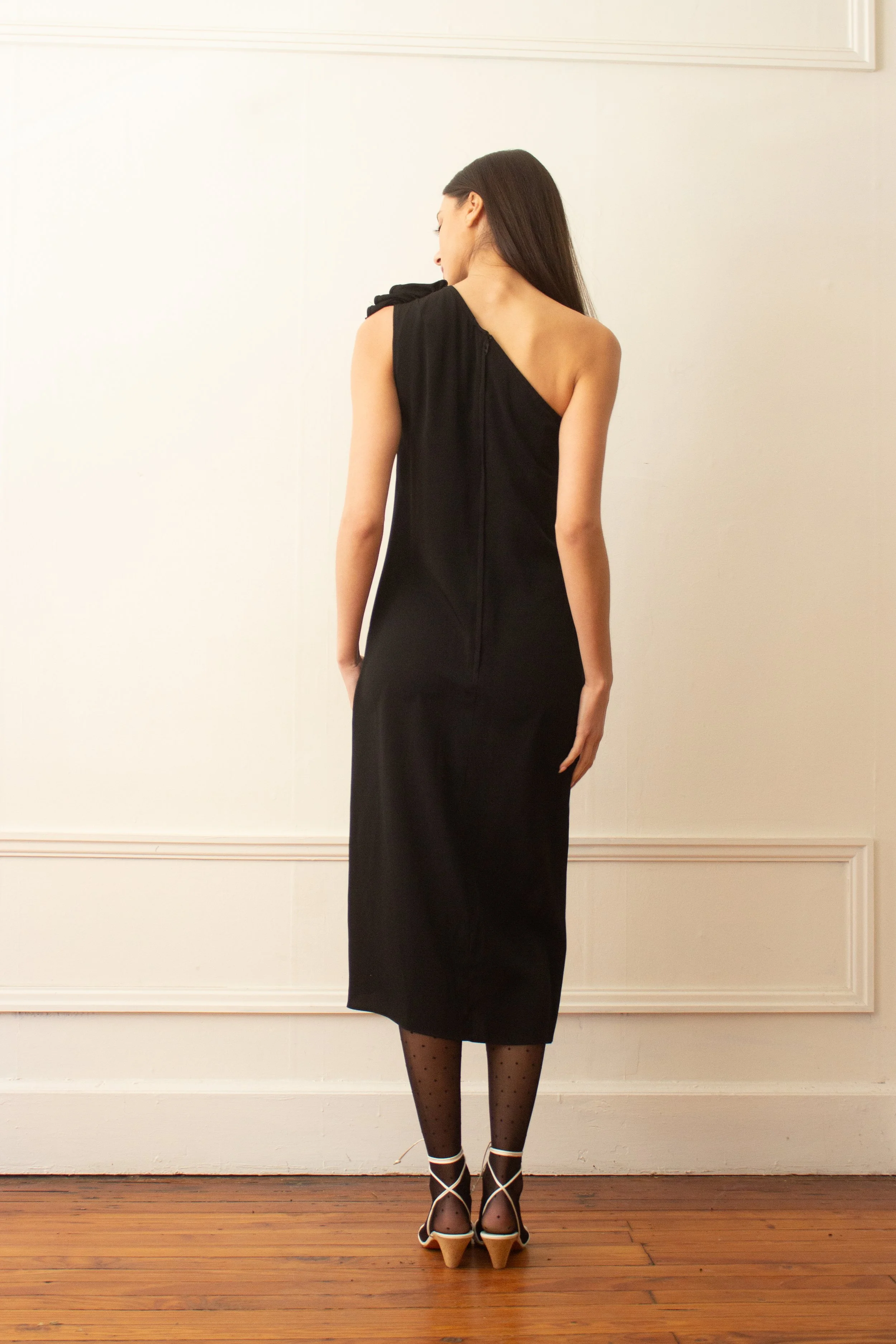 black crepe dress (4 of 4).jpg