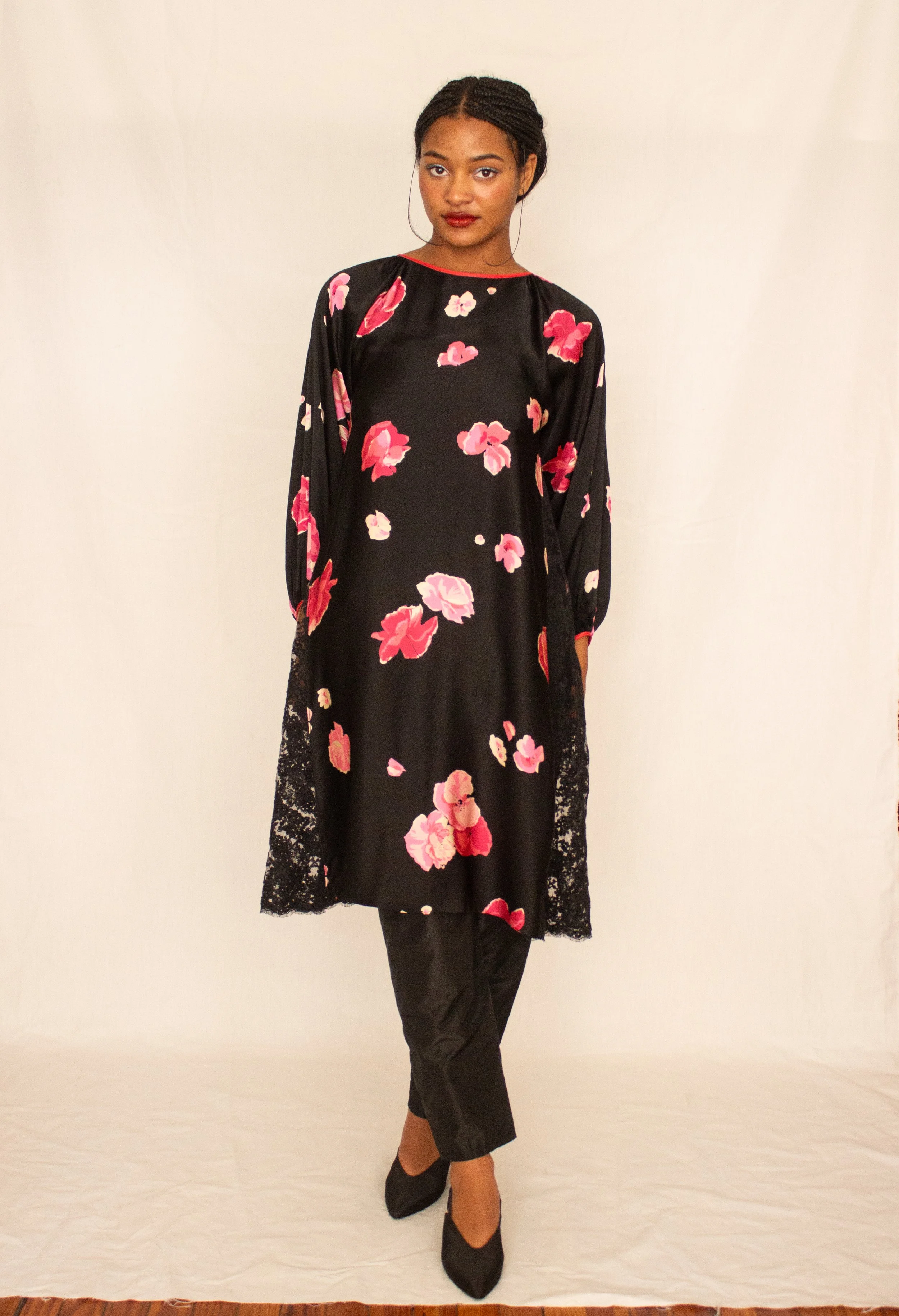 ungaro dress with lace (2 of 5).jpg