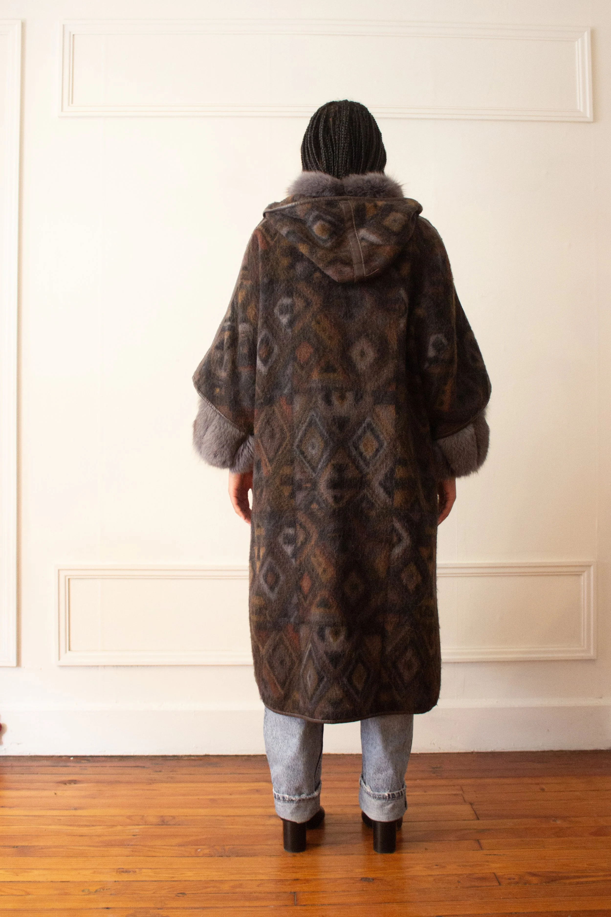 blanket coat (5 of 9).jpg