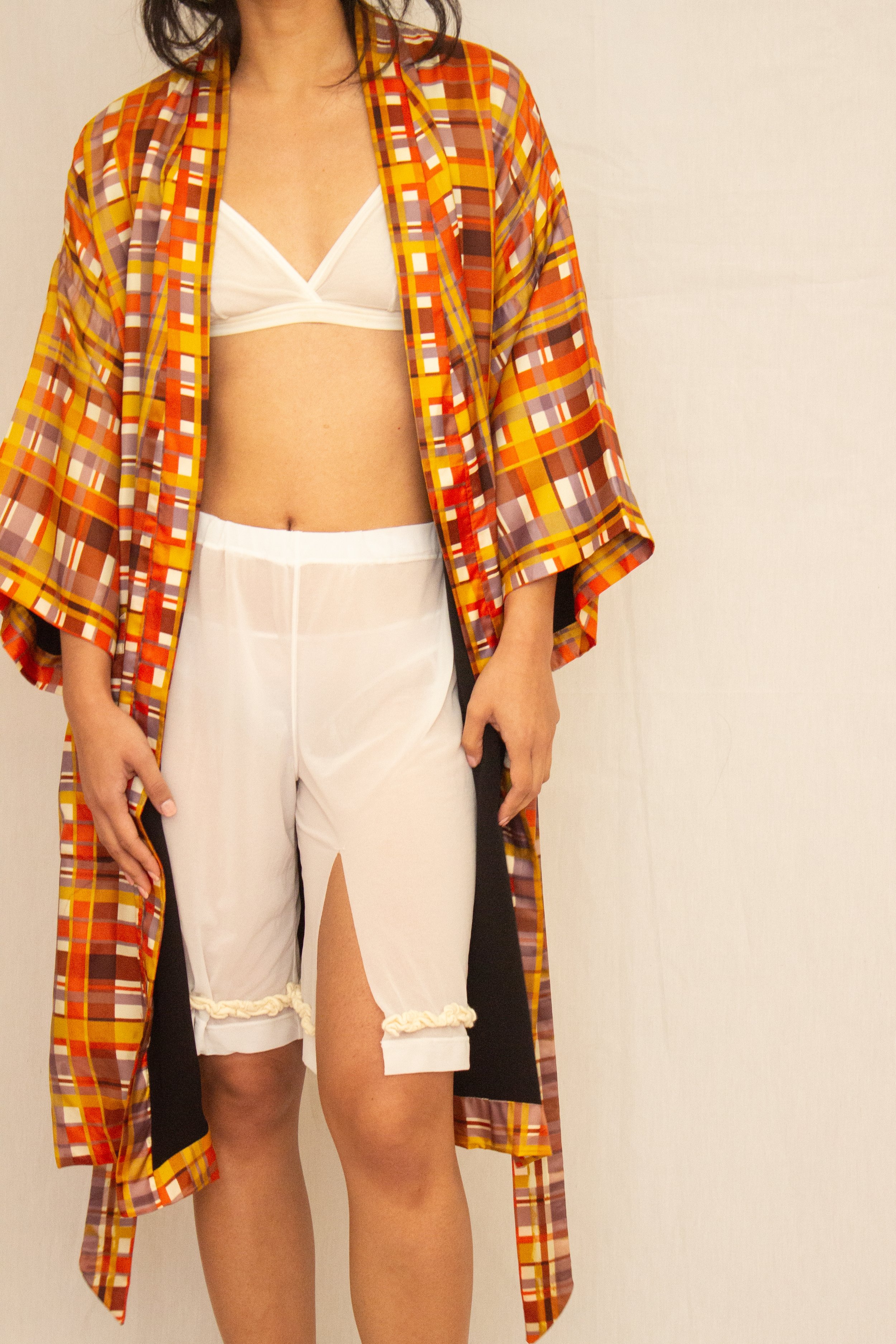 plaid robe (3 of 5).jpg