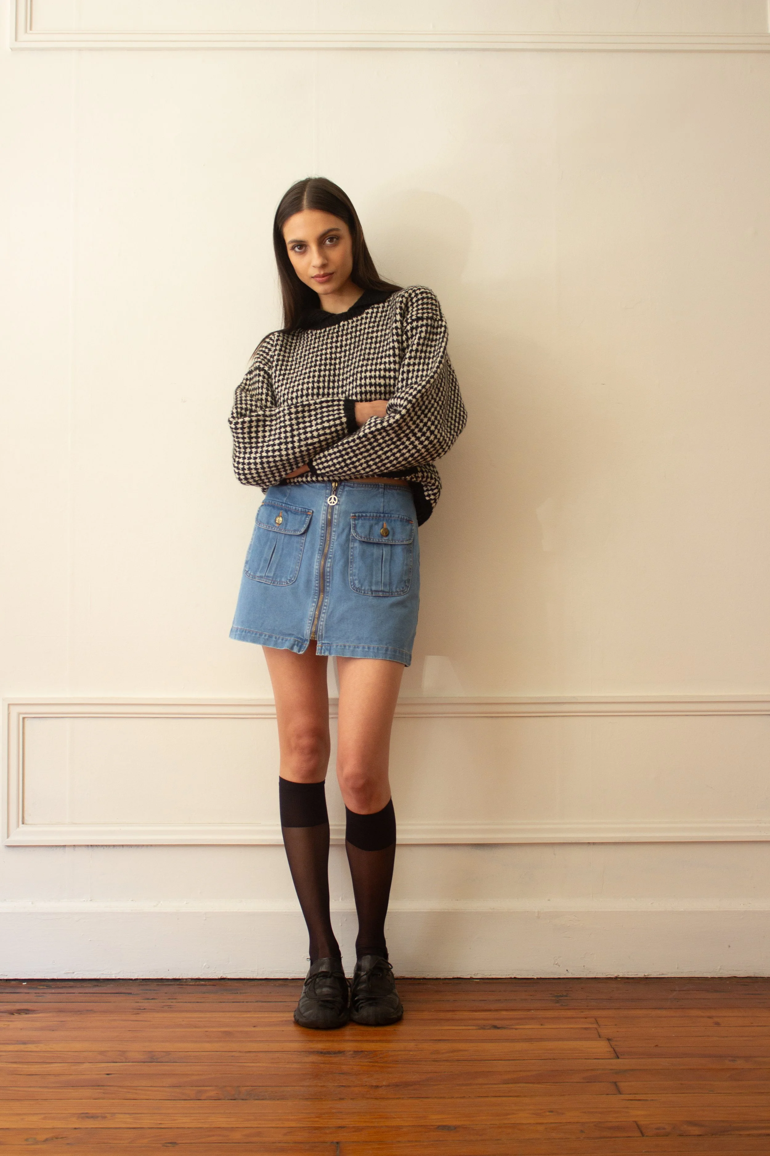 houndstooth and mini skirt (3 of 7).jpg