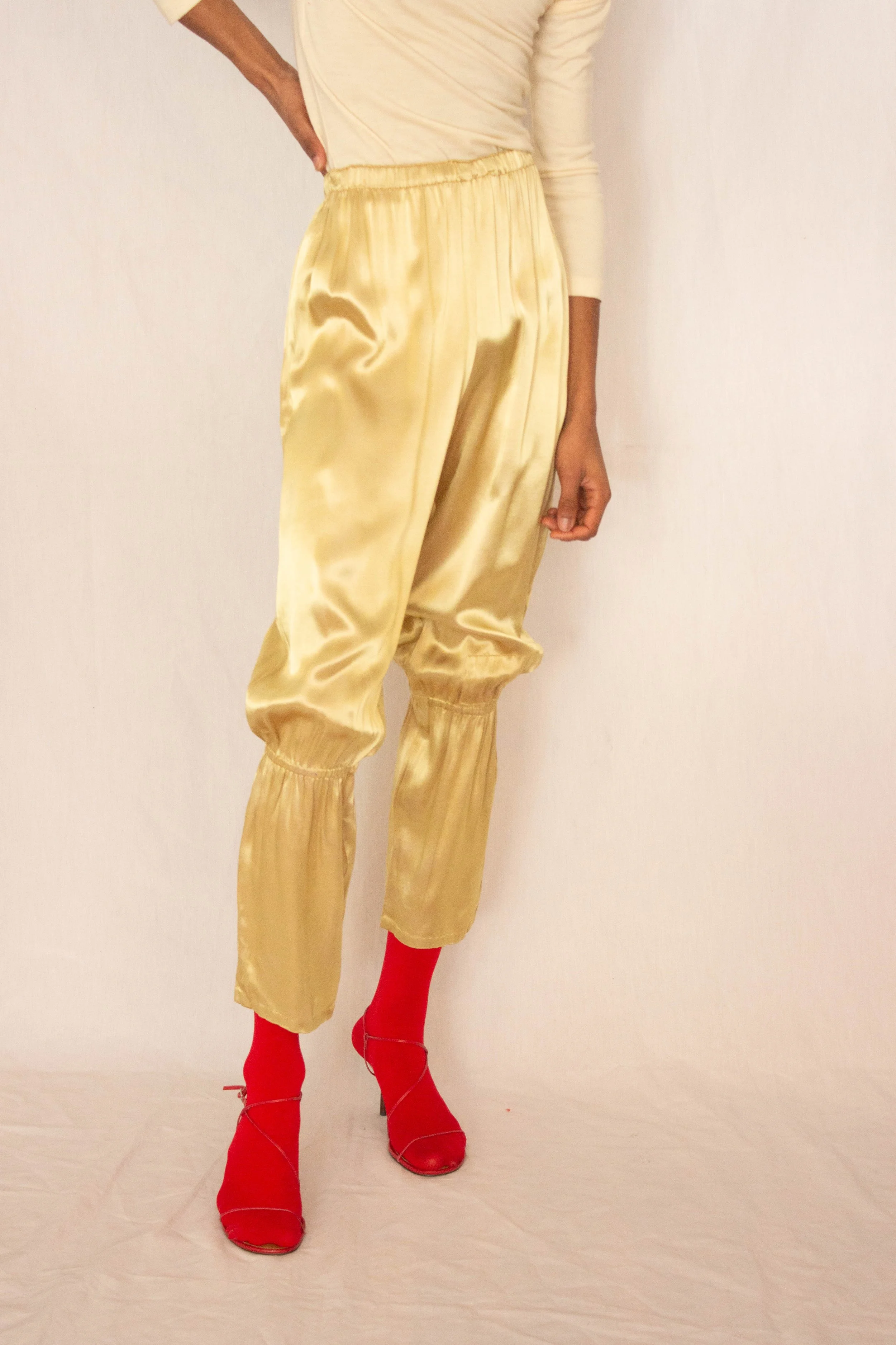 gold pants (5 of 6).jpg