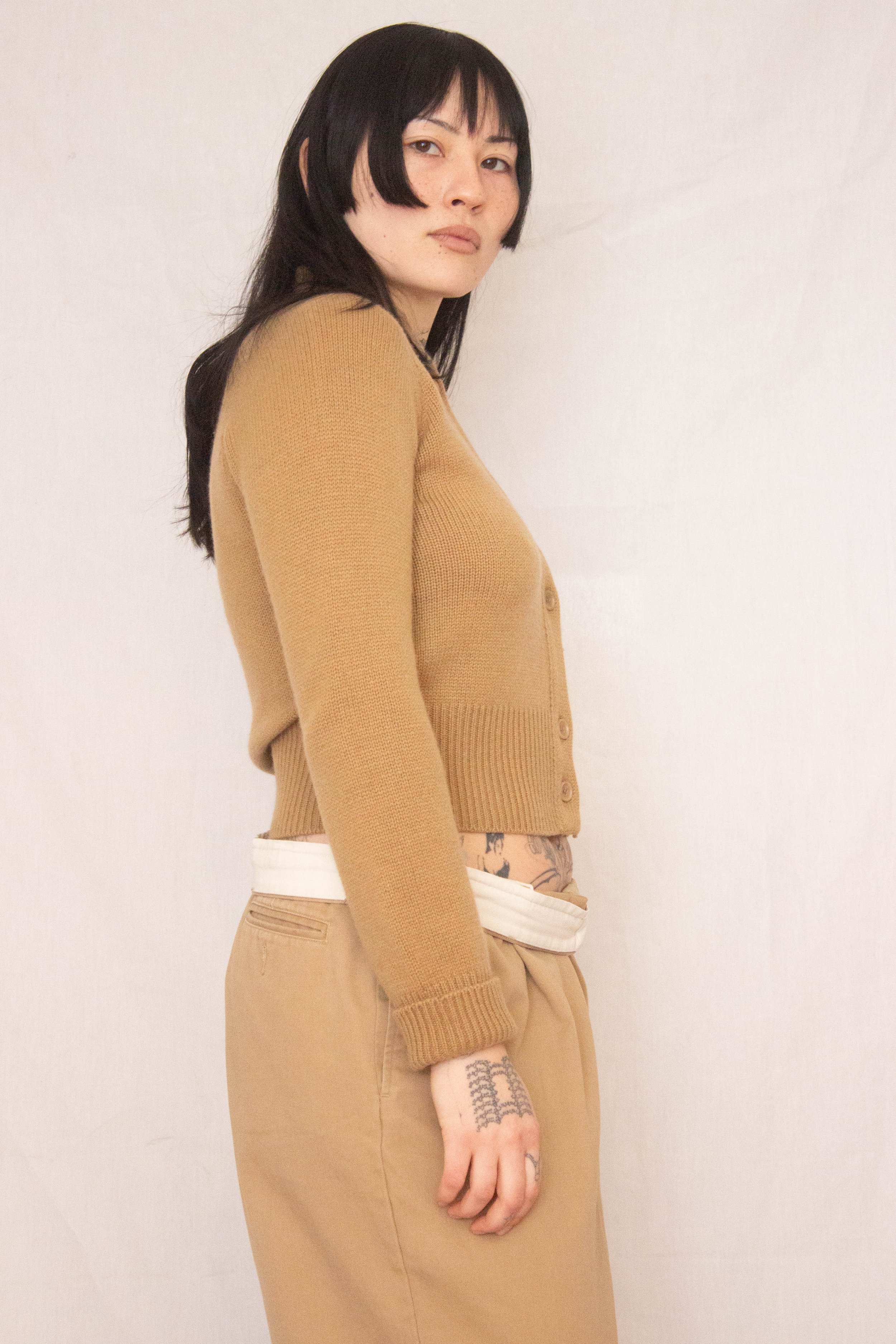 khaki outfit (5 of 8).jpg