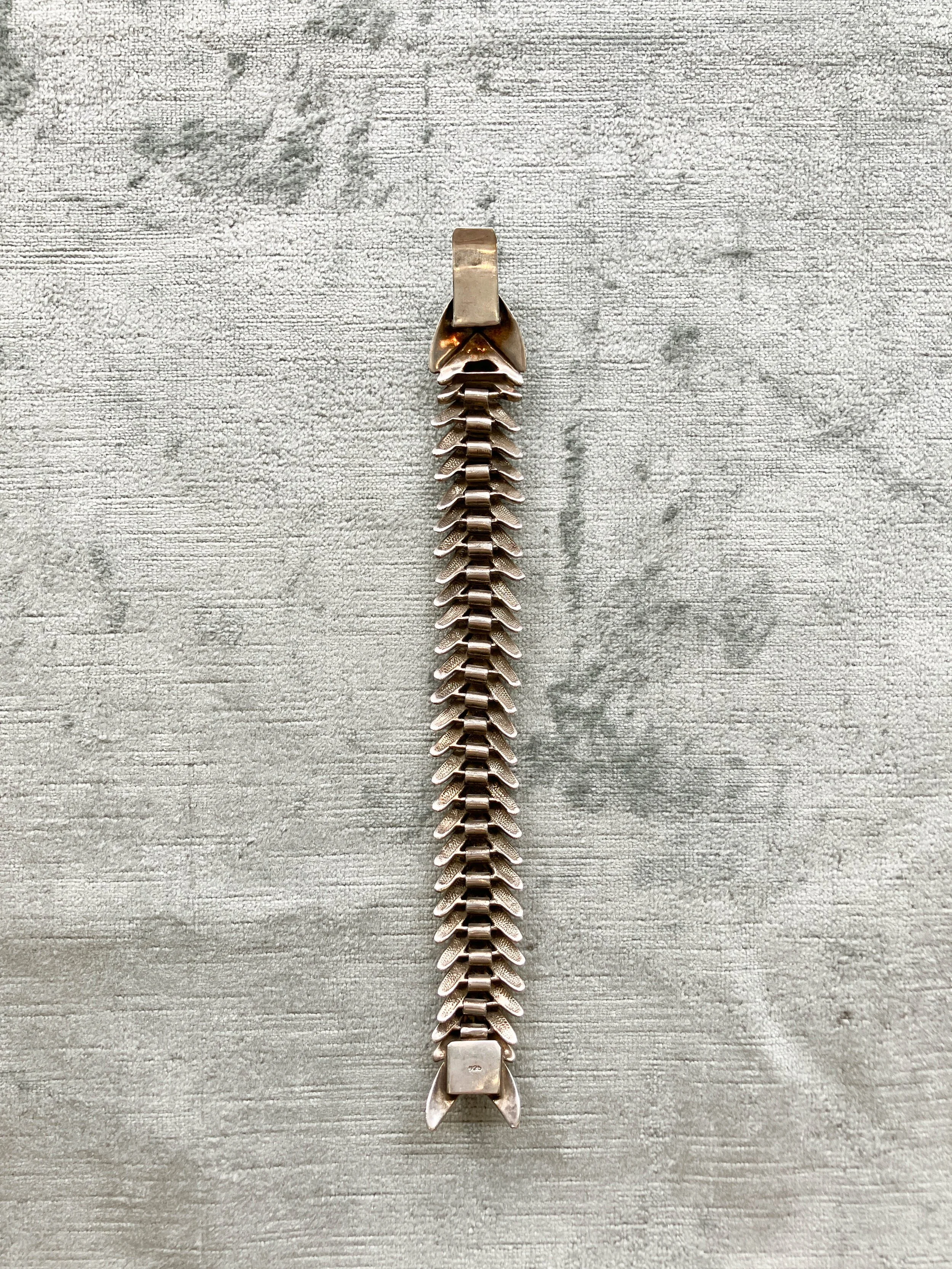 fish bracelet (3 of 6).jpg