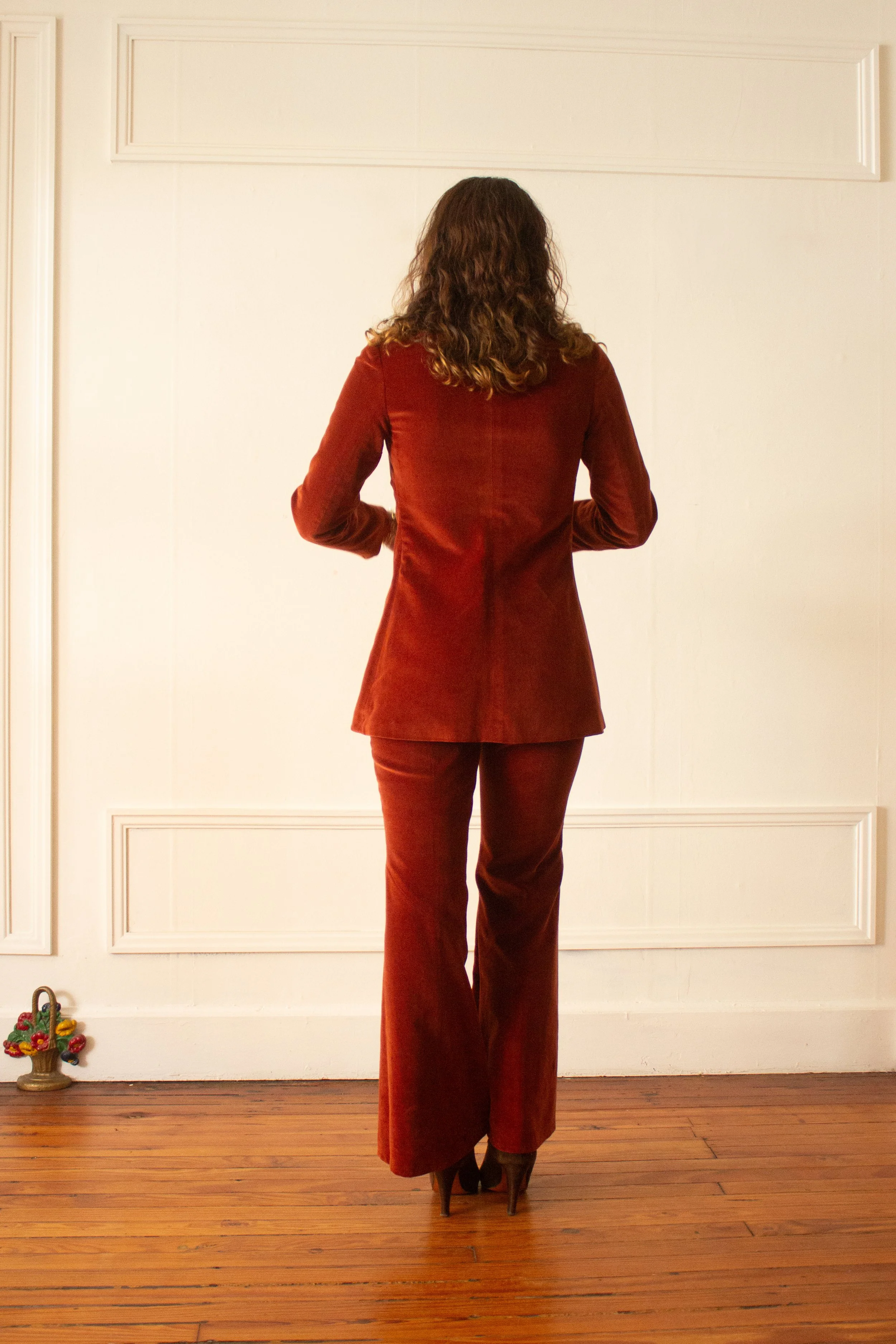 terracotta velvet (9 of 10).jpg