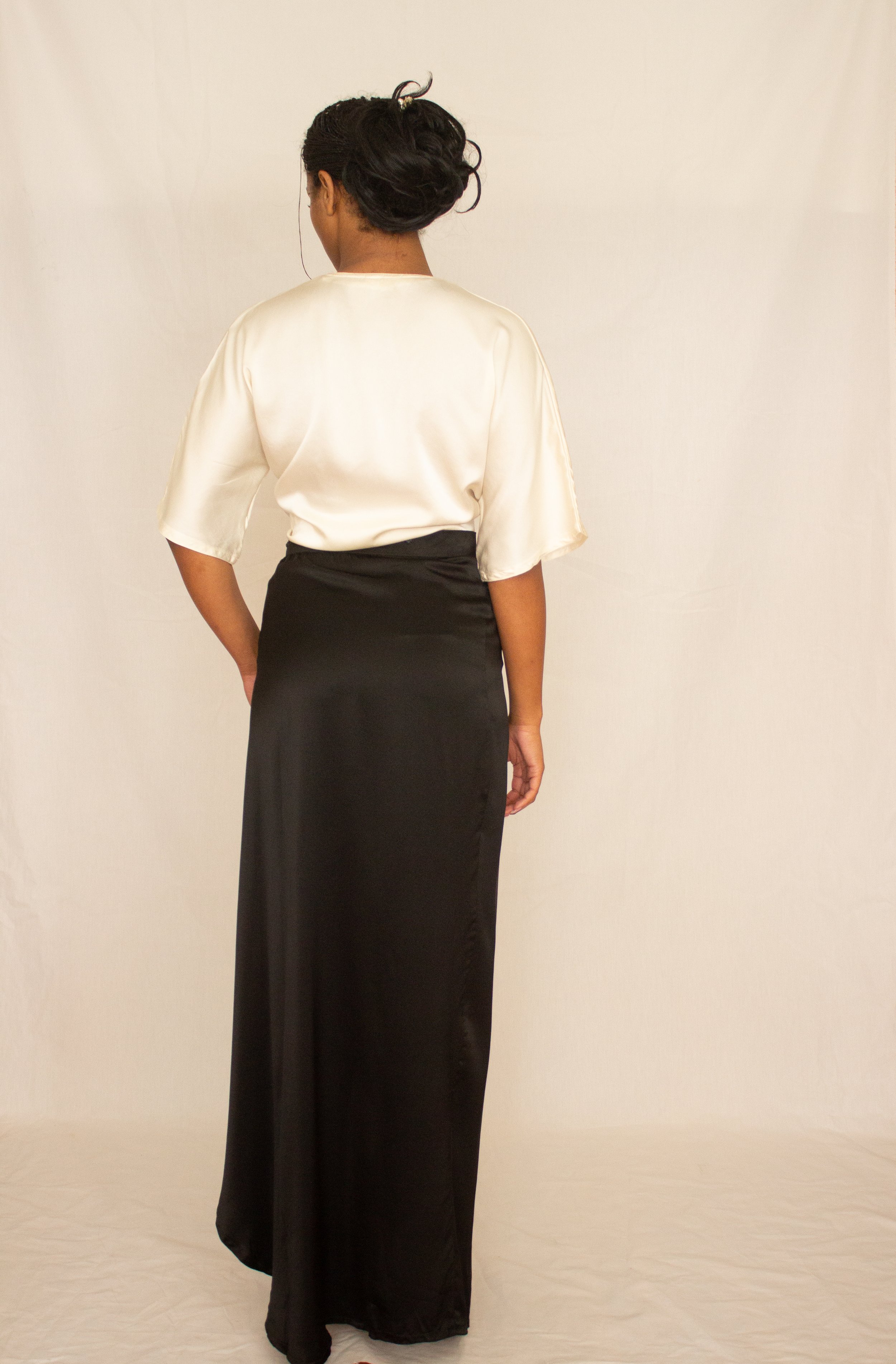 creme and black silk (4 of 5).jpg