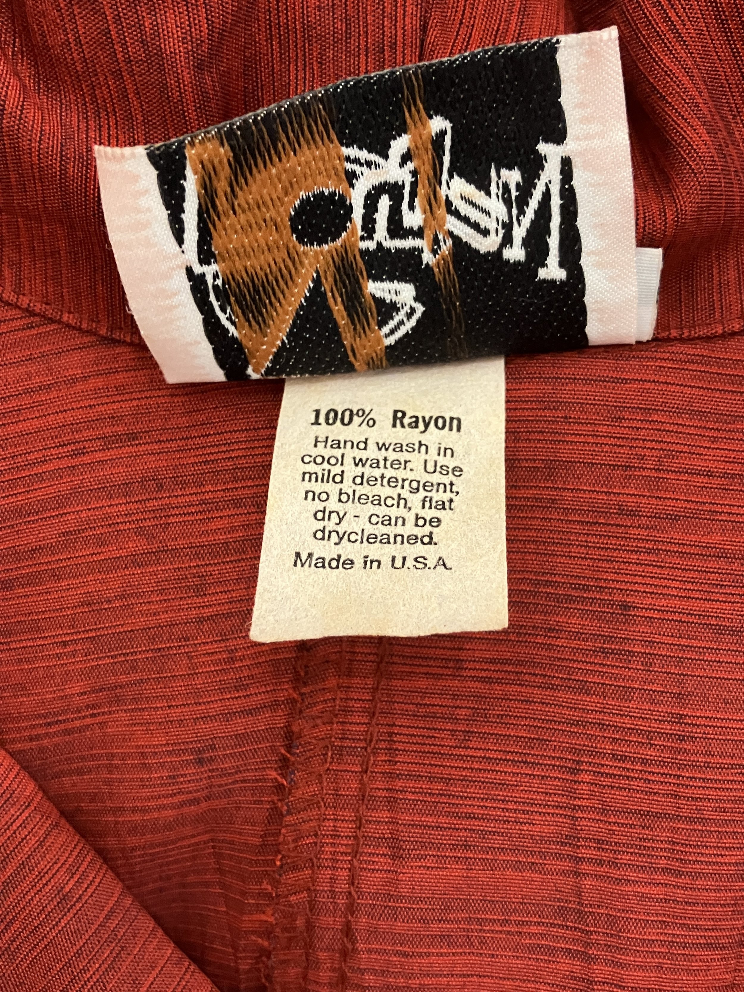 oversize red blazer tag 2.jpg