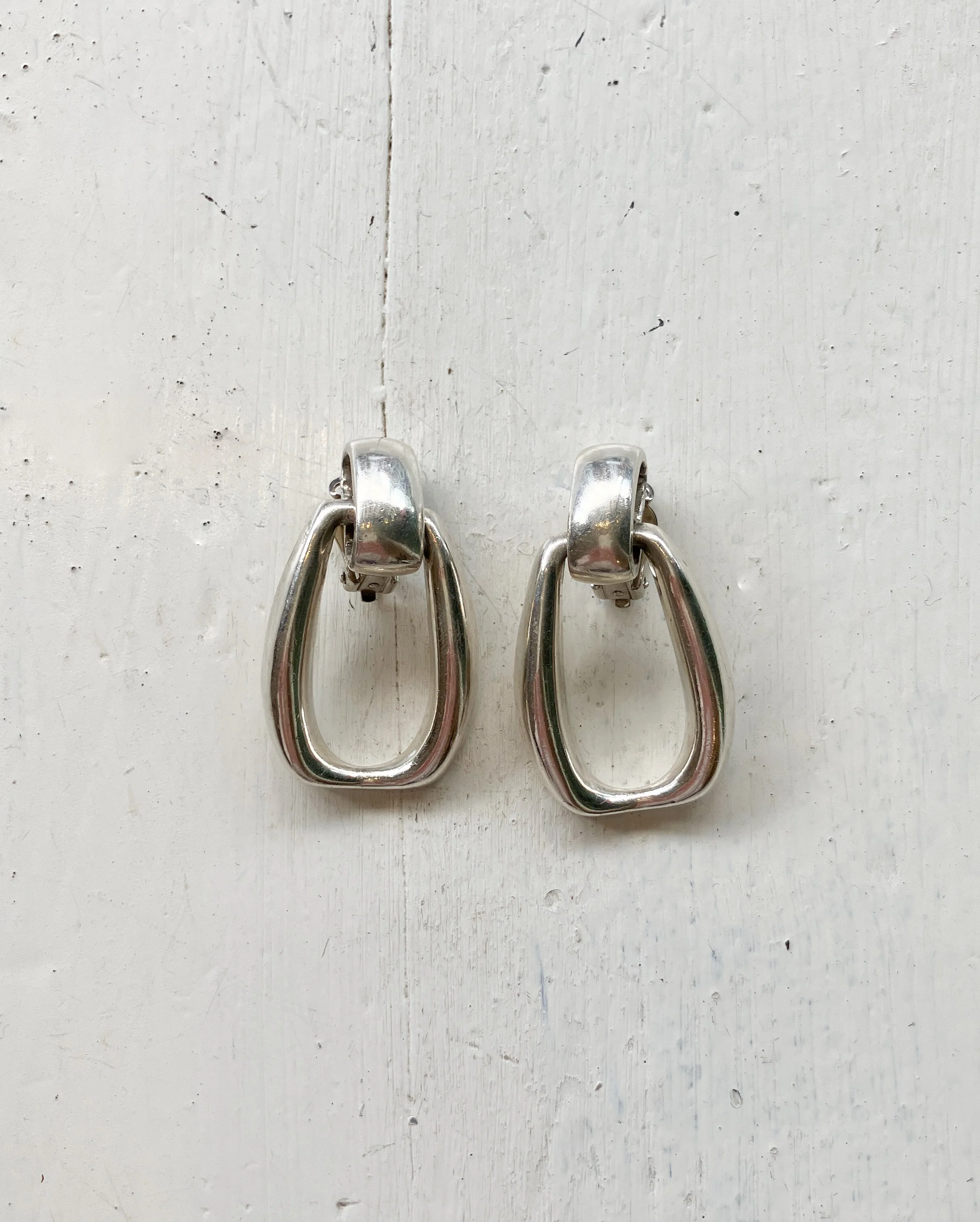 clip knockers (1 of 2).jpg