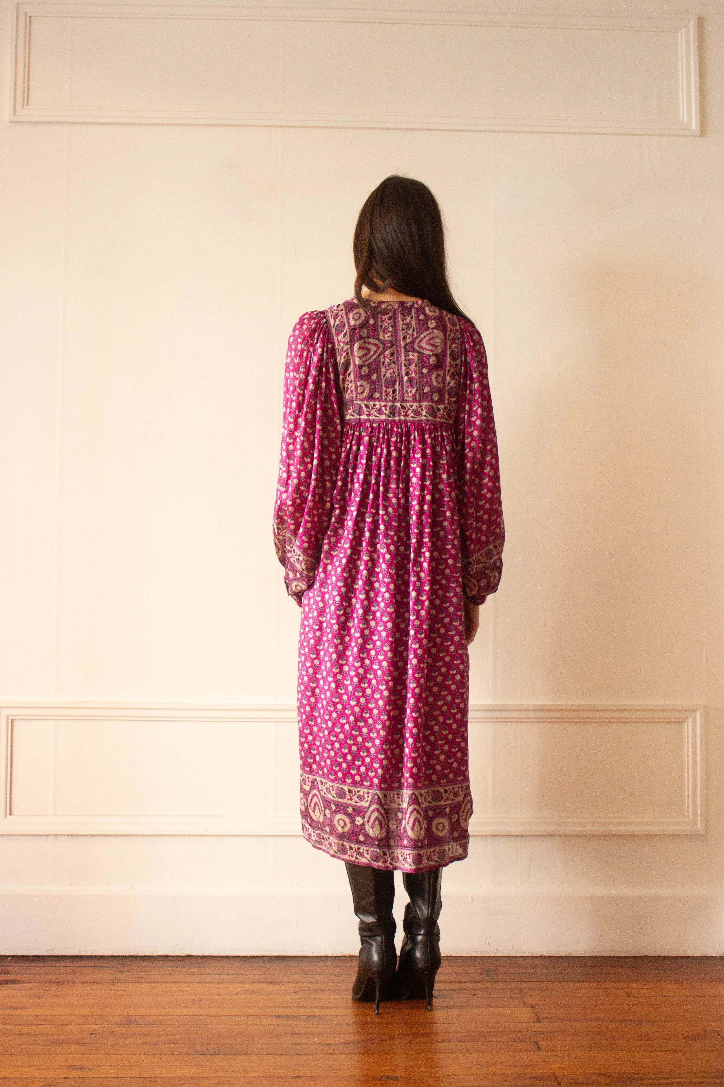 her majesty dress only (3 of 3).jpg