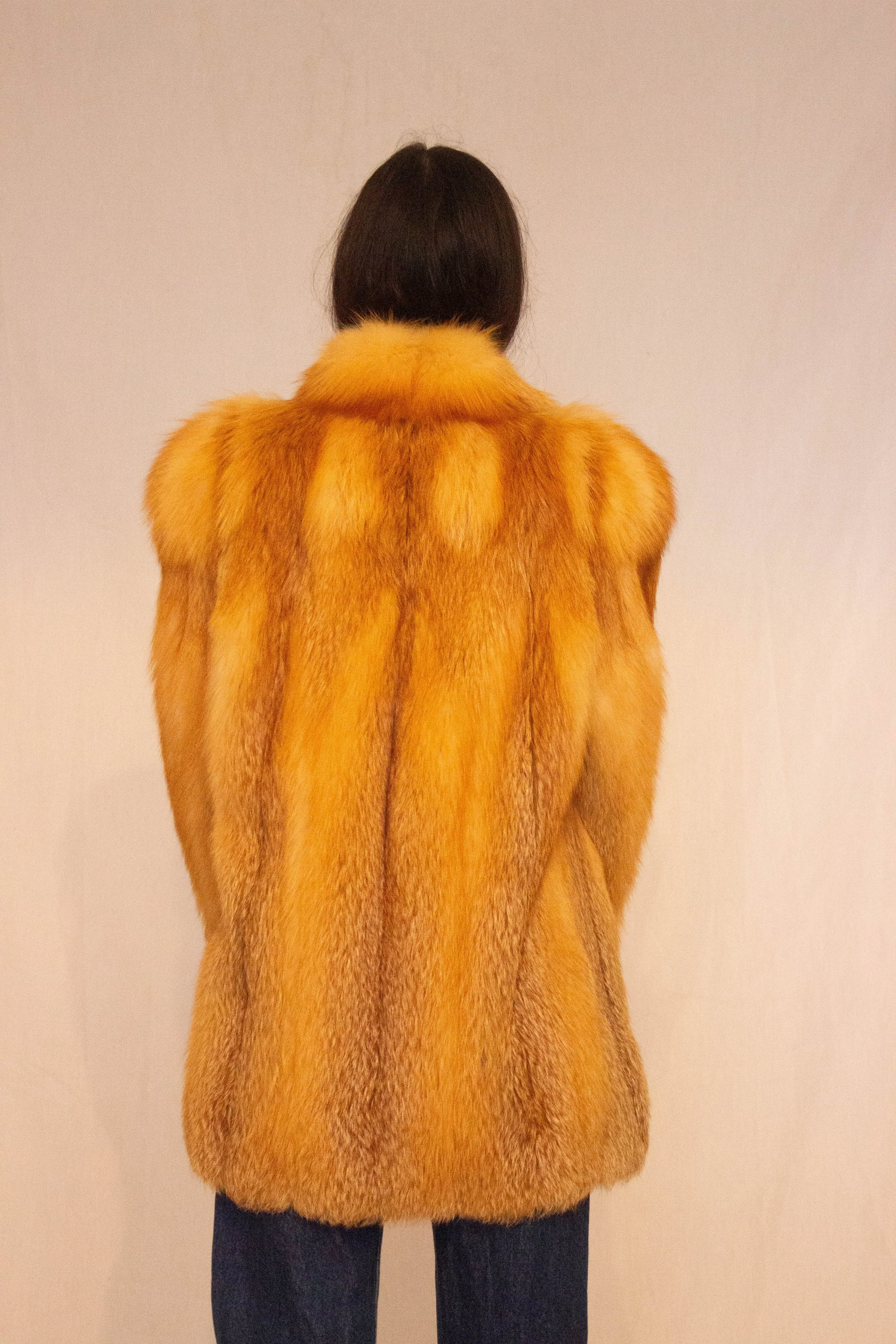 fox fur coat (6 of 7).jpg