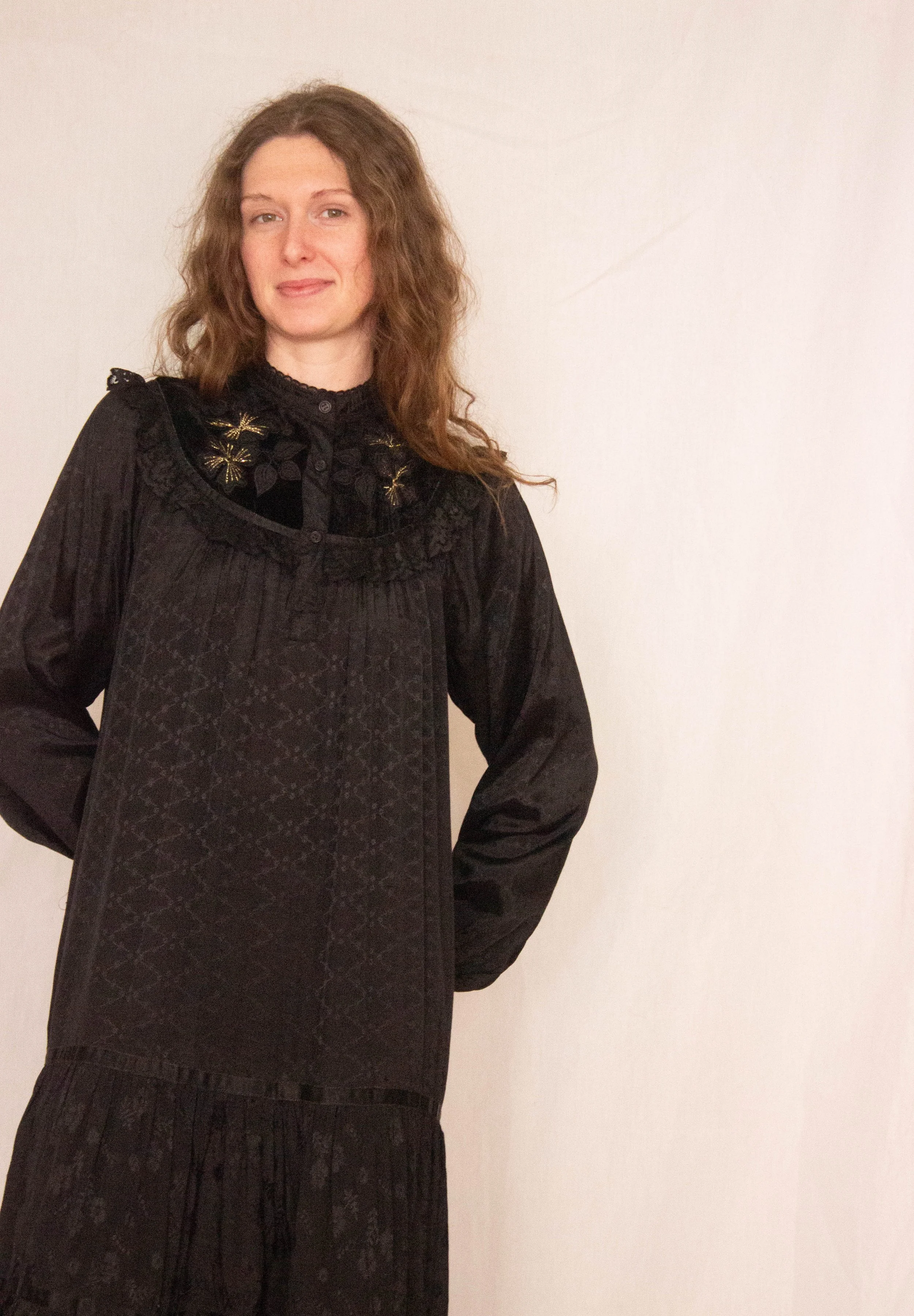 indian gold embroidered dress (5 of 8).jpg