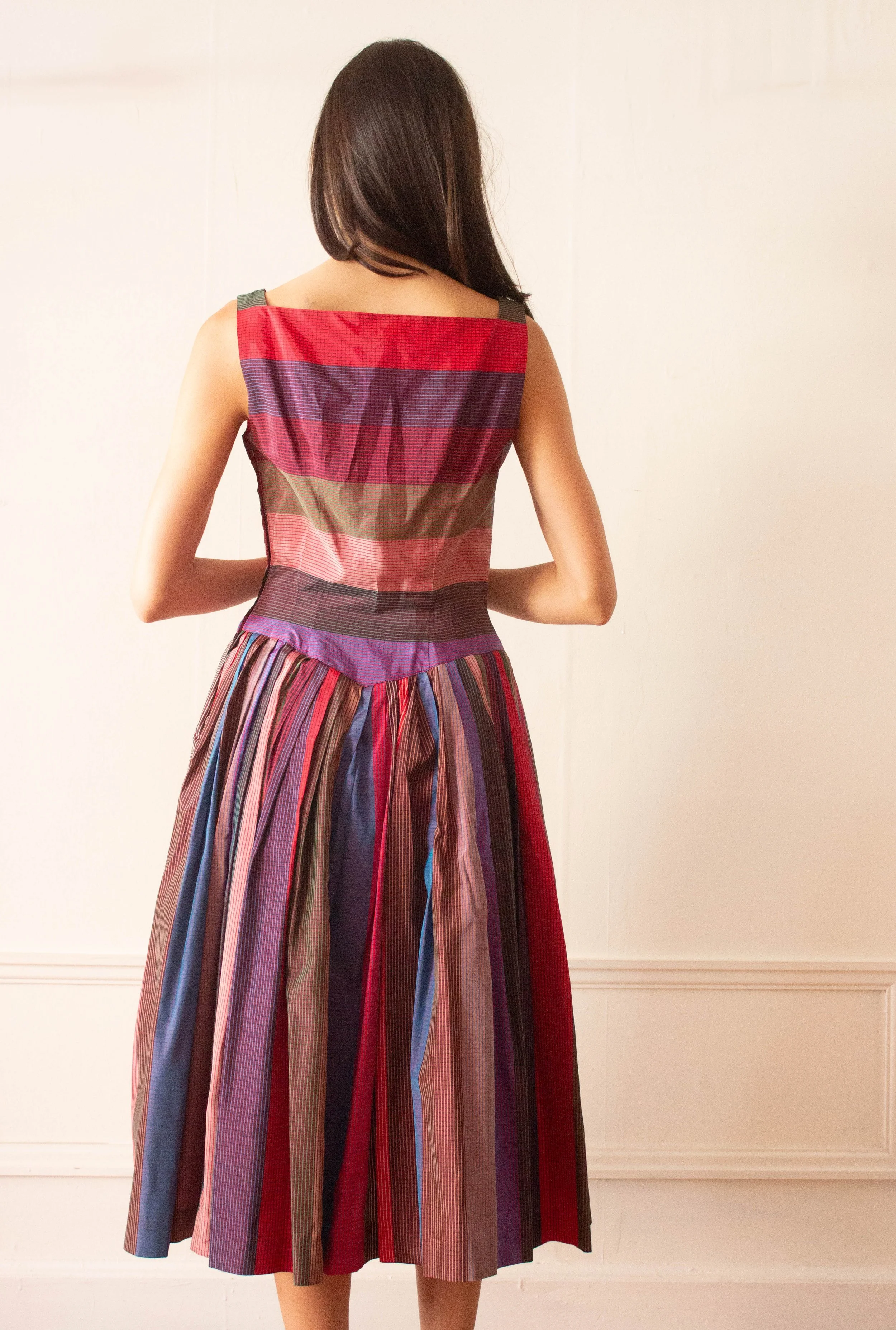 1950s taffeta (4 of 4).jpg