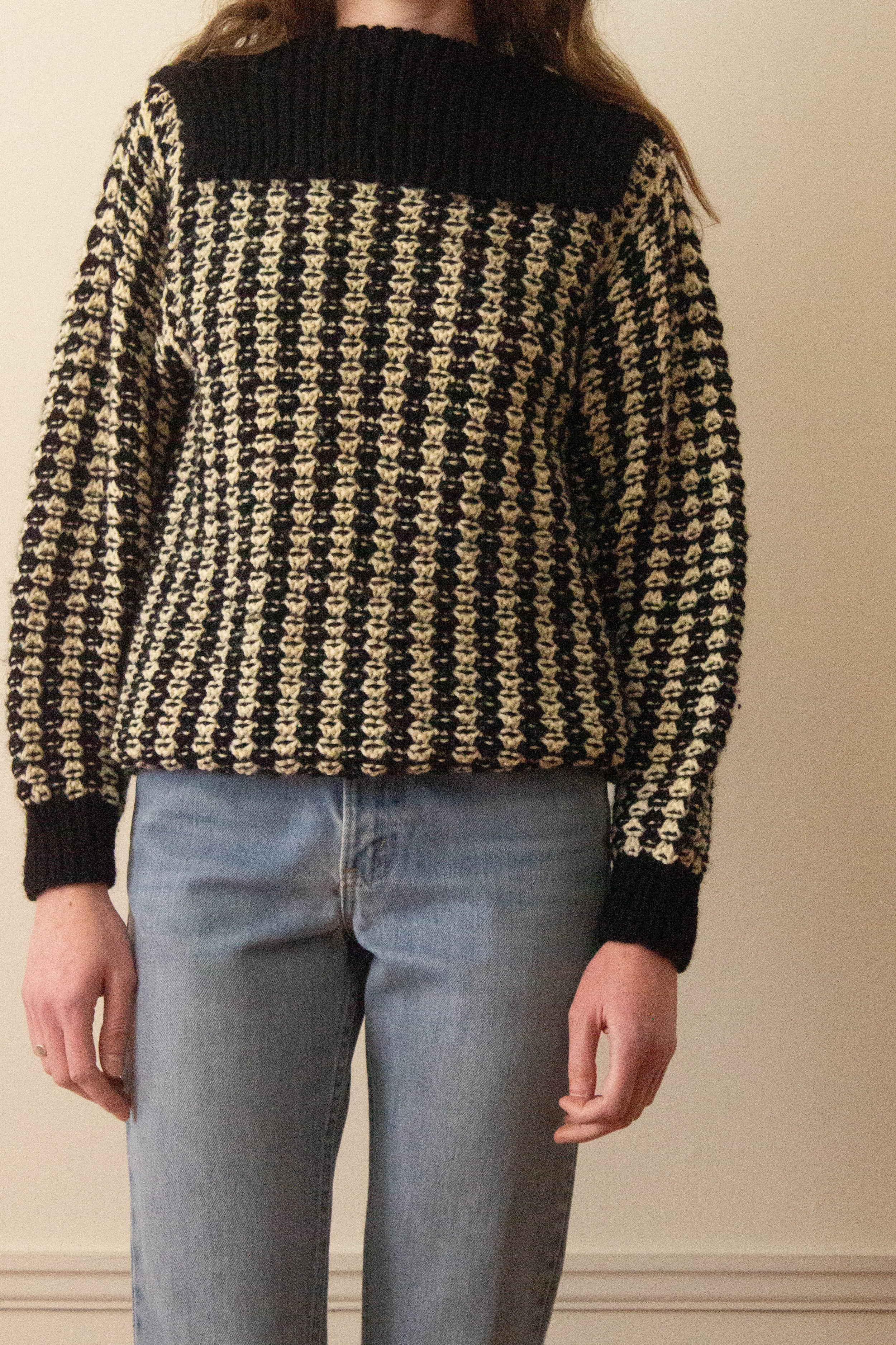 black and white sweater (1 of 4).jpg