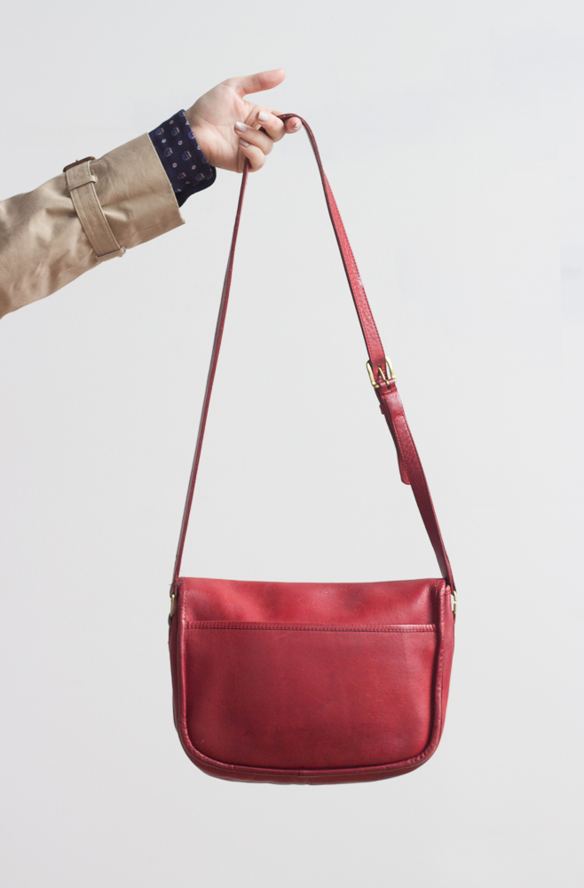1980s Coach Red Turnlock Crossbody