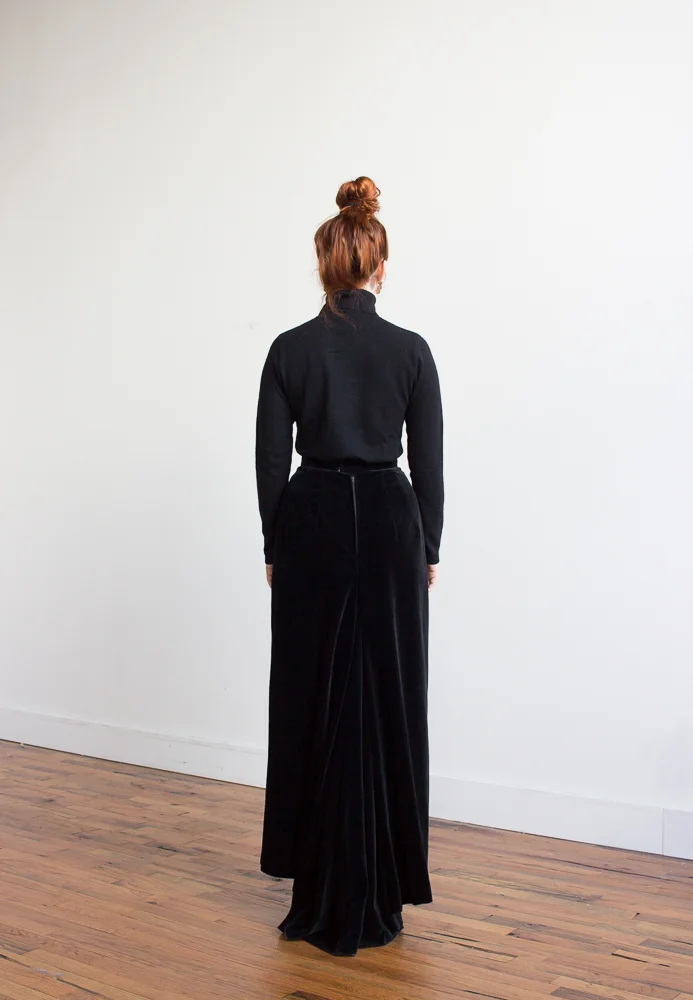 black skirt and turtle (4 of 6).jpg