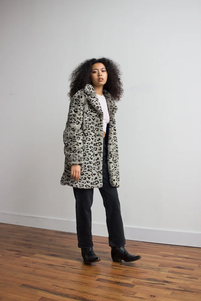 snow leopard (7 of 9).jpg