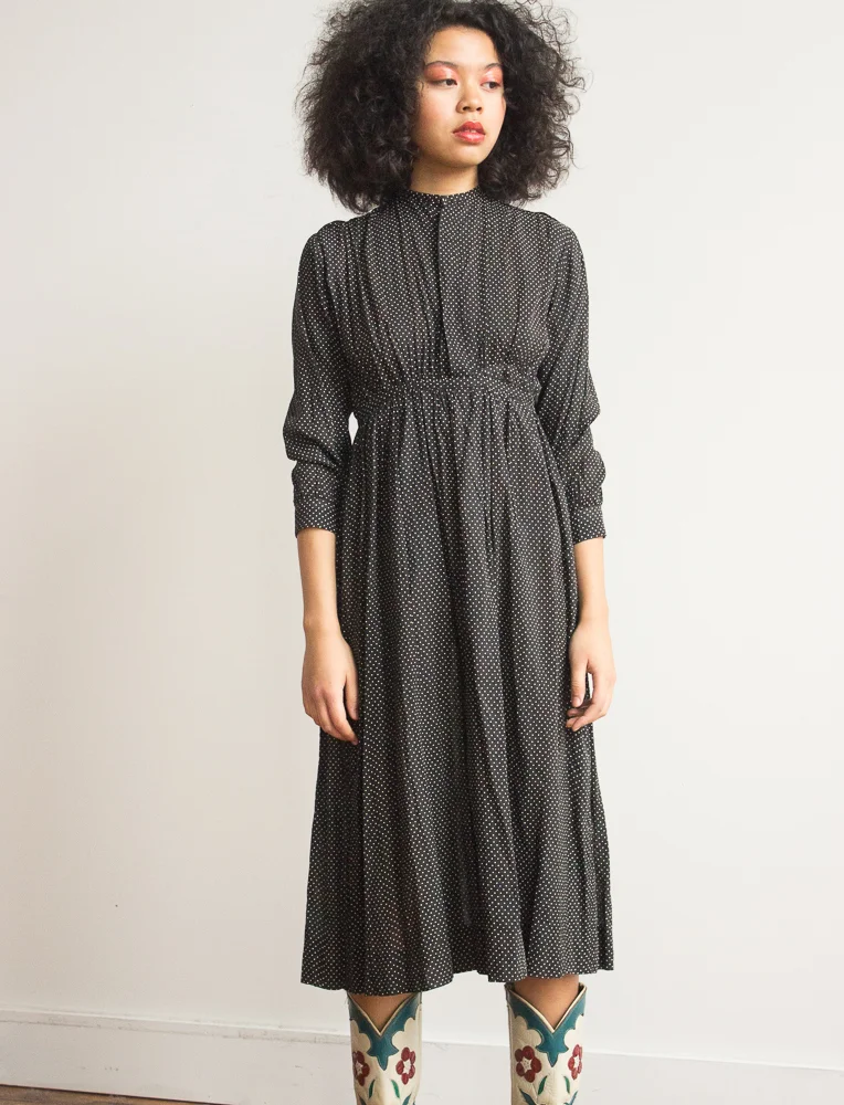 calico polka dot (1 of 7).jpg