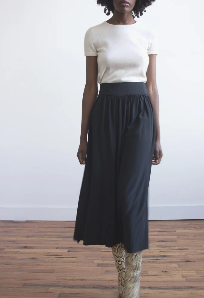 black+silk+skirt+%282+of+4%29.jpg