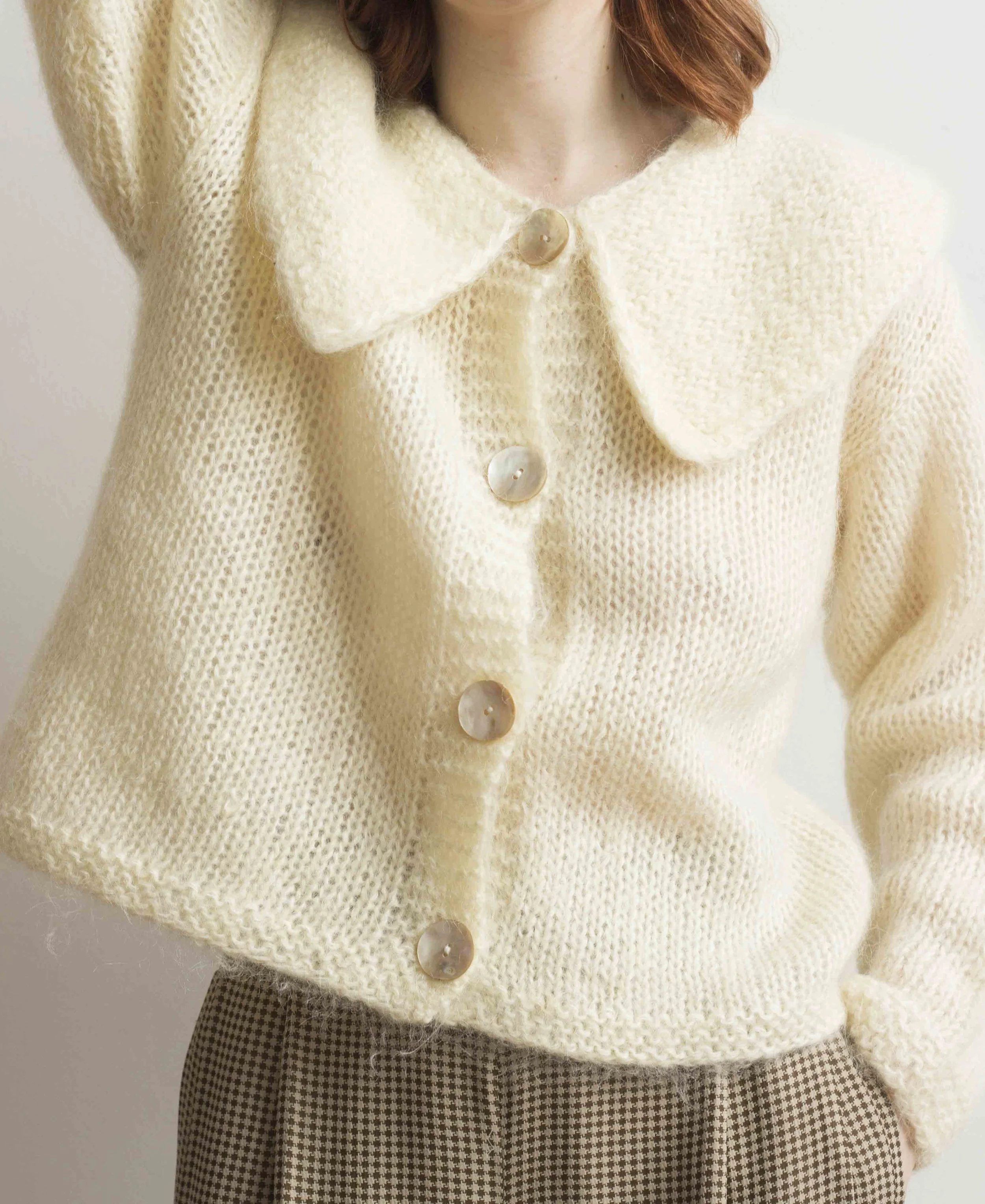 portrait collar sweater_2.jpg