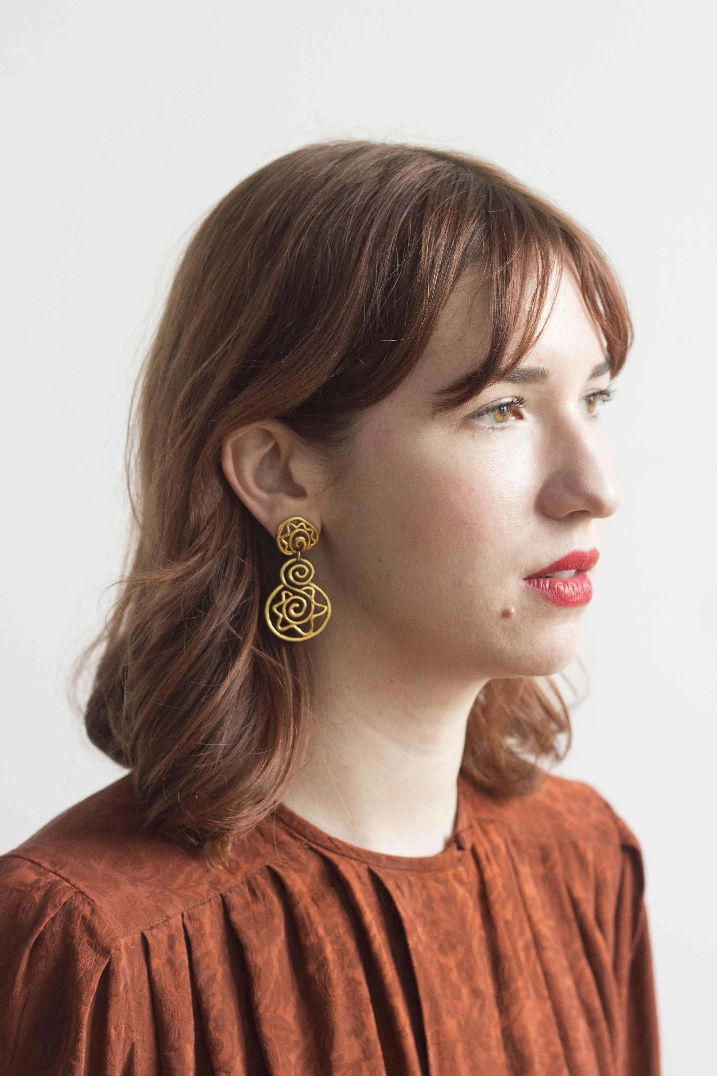 1980s Swirly Star Dangly Earrings