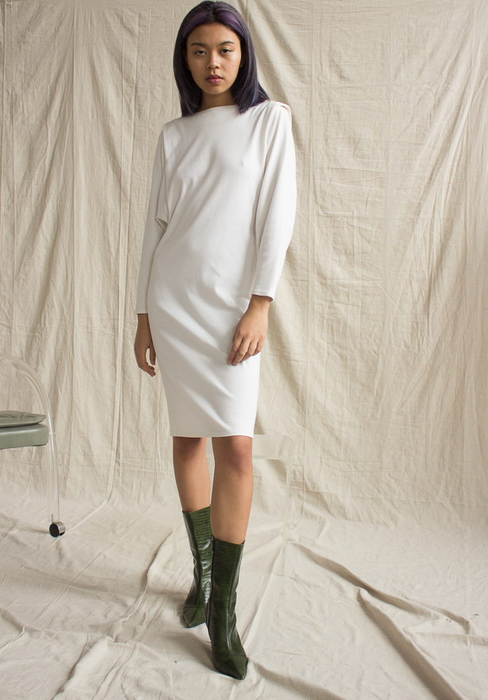 dolman dress (6 of 7).jpg