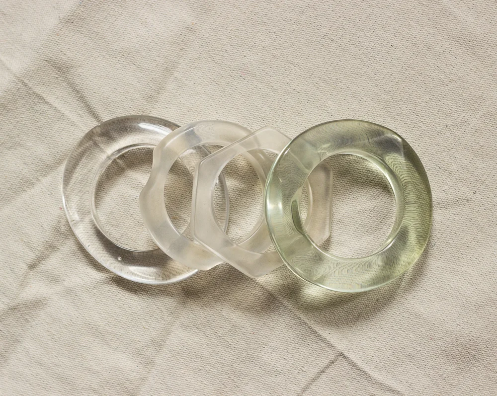 1960s Clear Faceted Lucite Bangle