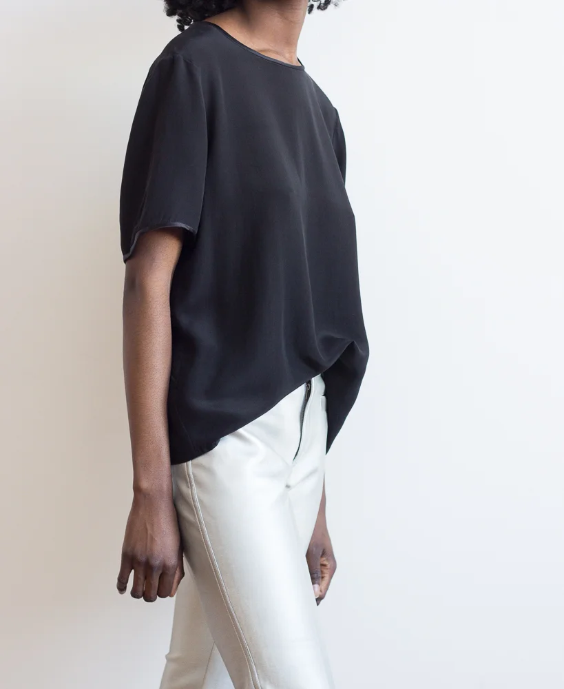 black tee (1 of 3).jpg