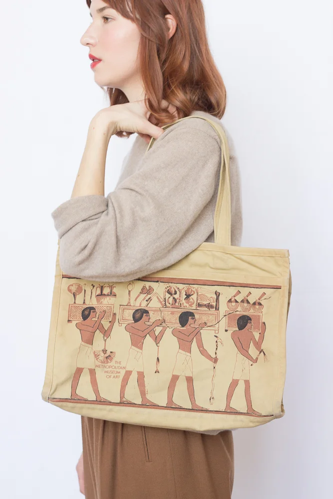 met tote (1 of 3).jpg