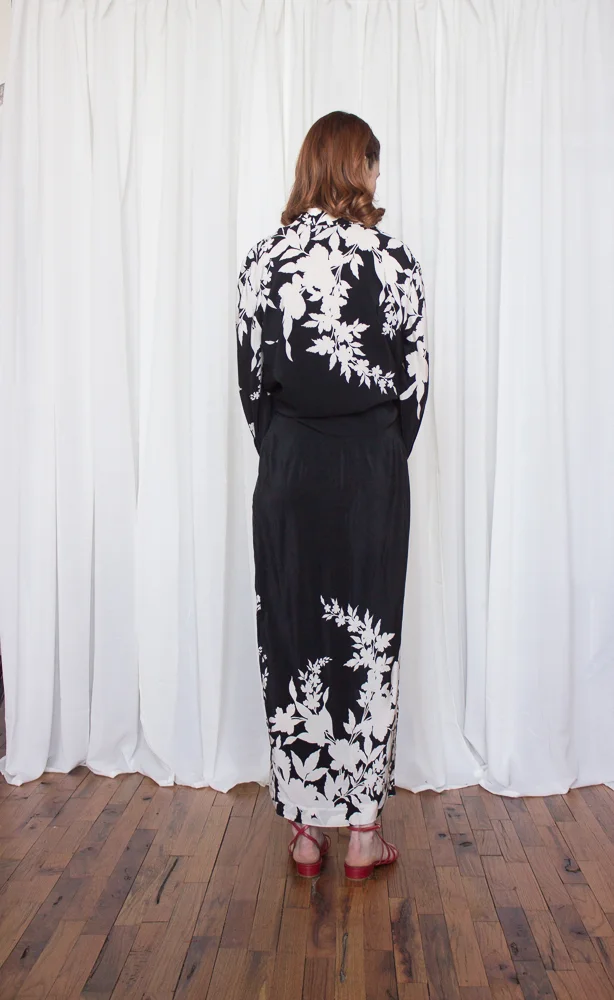 bw silk (7 of 7).jpg