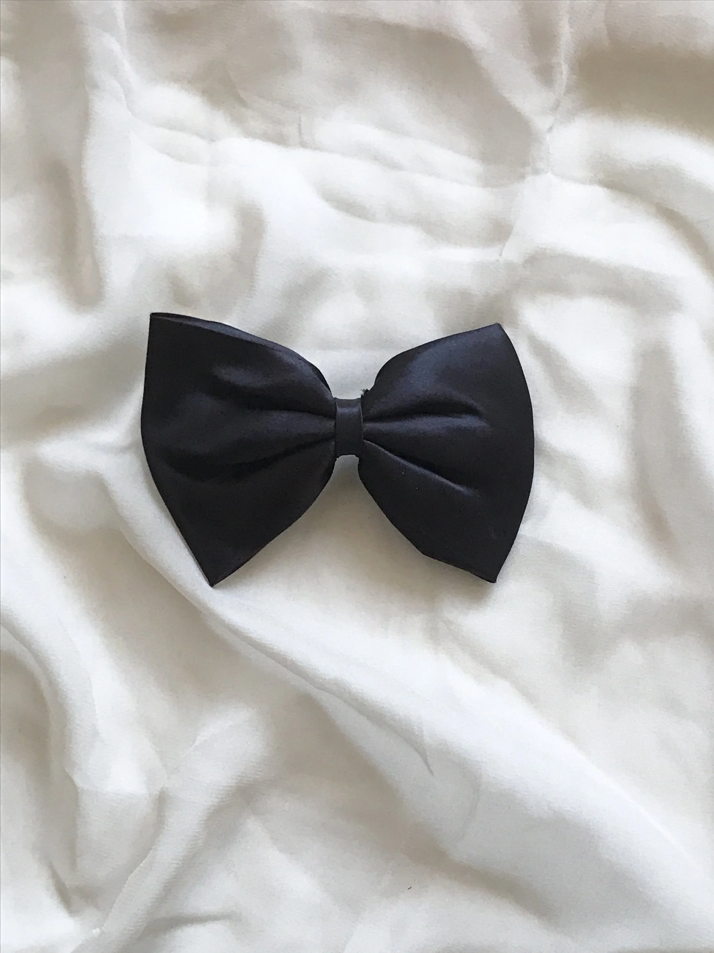 1980s French Satin Classic Bow Barrette