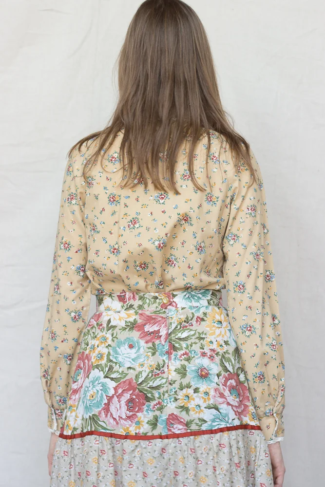 1970s Cotton Ditsy Floral Blouse