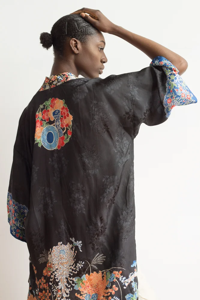 1920s Japanese Jacquard Silk Pongee Robe