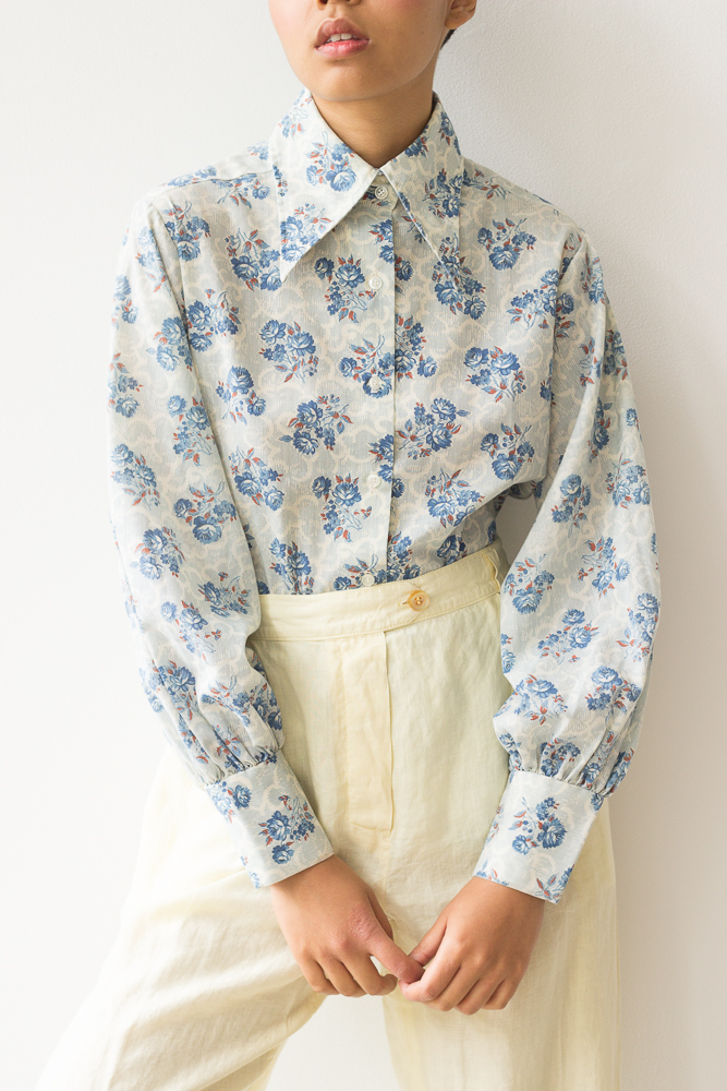 1970s Floral Puff Sleeve Button Down
