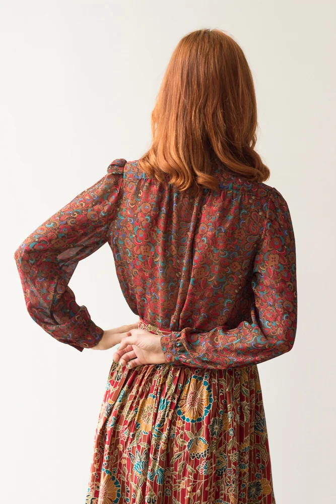 1980s Paisley Georgette Pussy Bow Blouse
