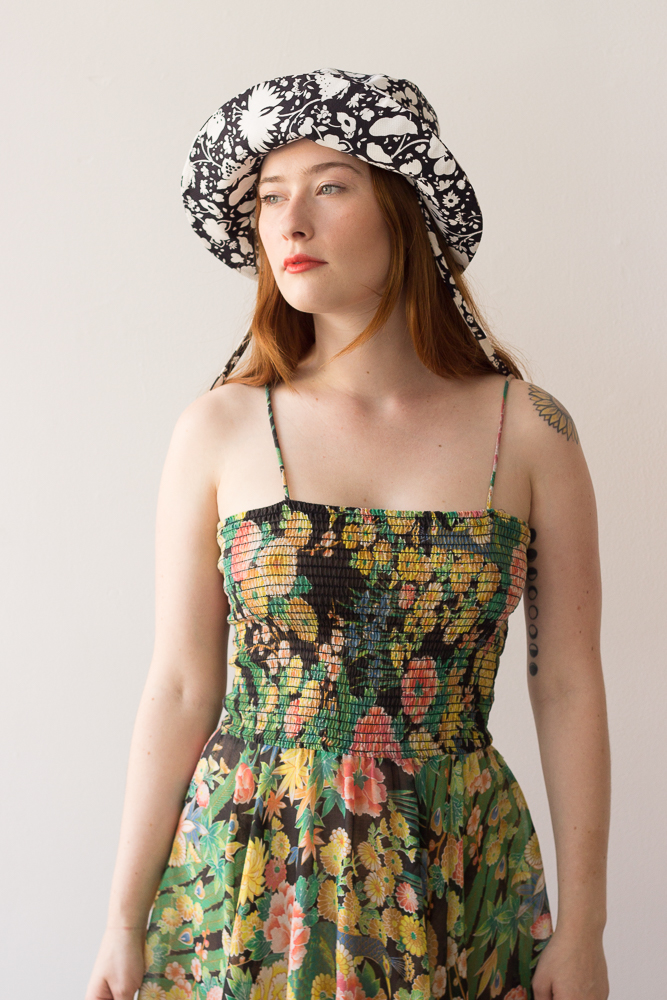 1970s Black and White Floral Bucket Hat with Ties