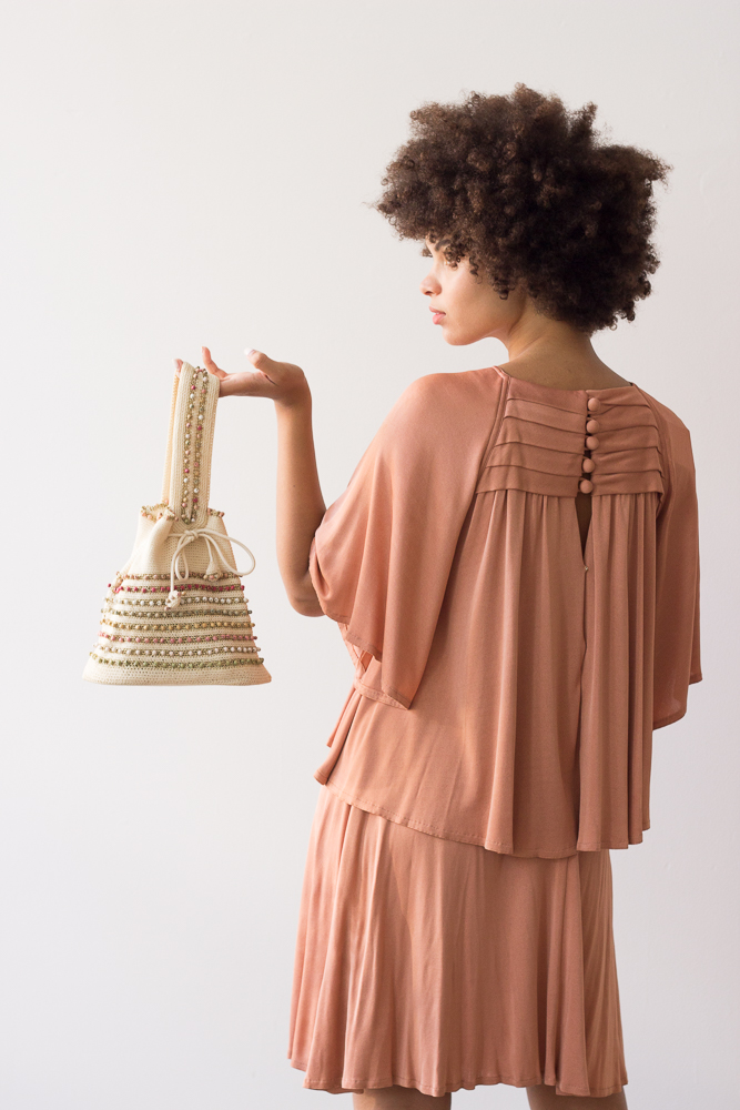 1940s Beaded Crocheted Wristlet Bag