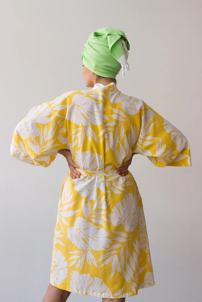 1970s Yellow Monstera Leaf Print Cotton Robe