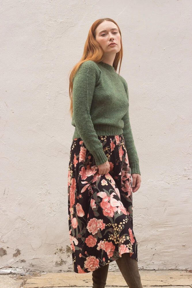 green top and skirt (2 of 4).jpg