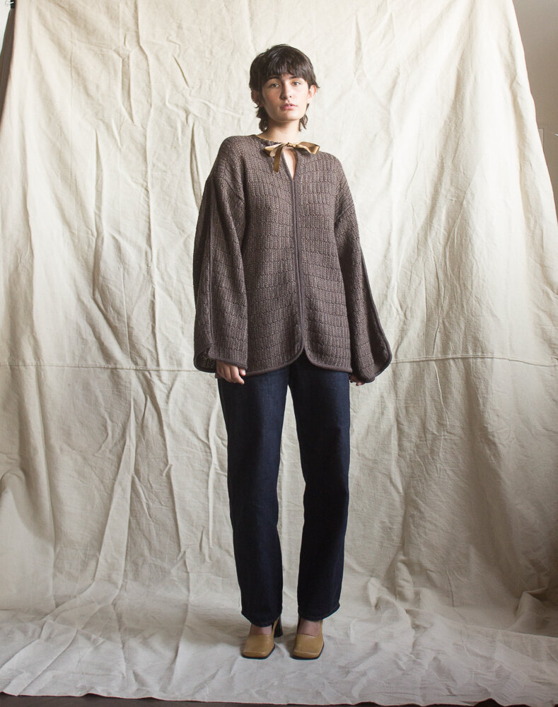 bow sweater (3 of 8).jpg