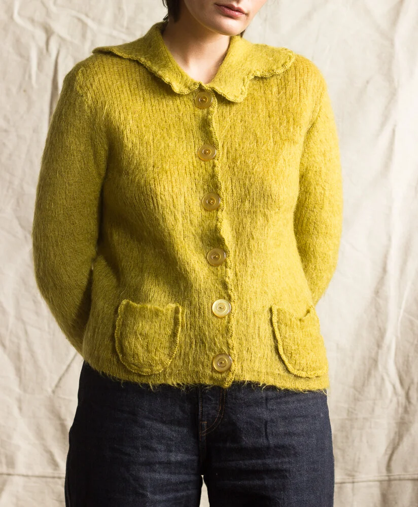 chartreuse sweater (1 of 4).jpg