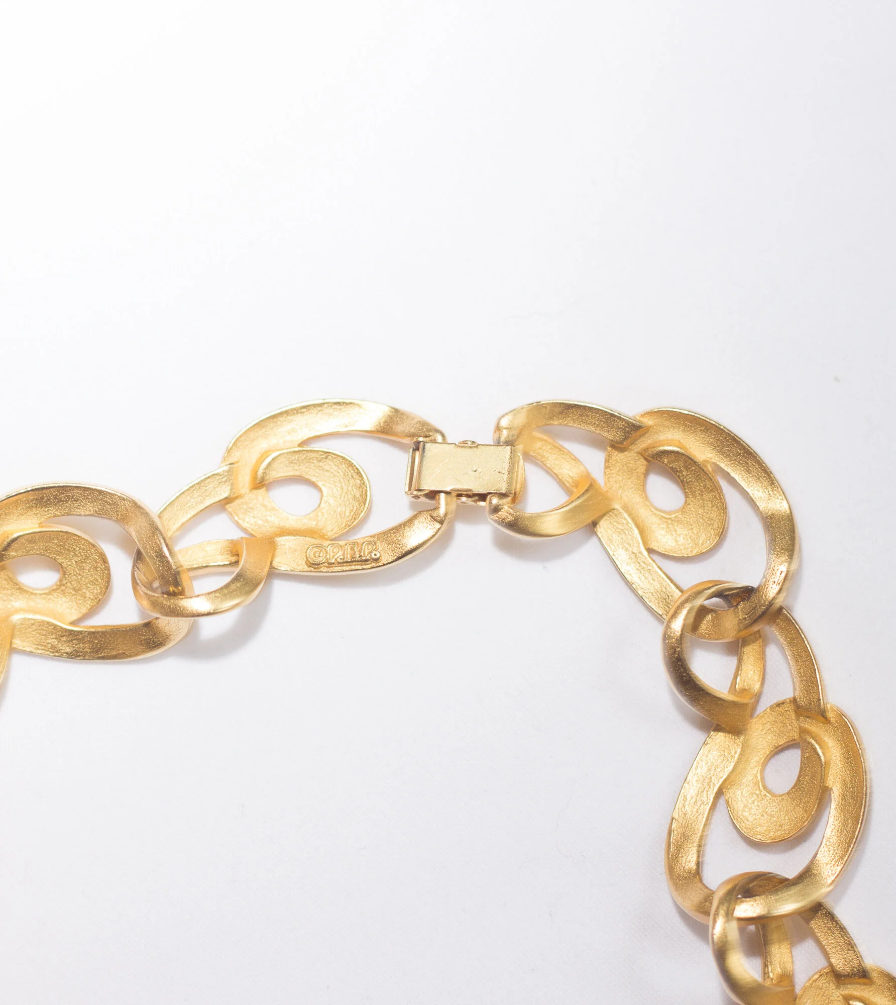 1980s Erwin Pearl Curvy Curled Link Chain Collar