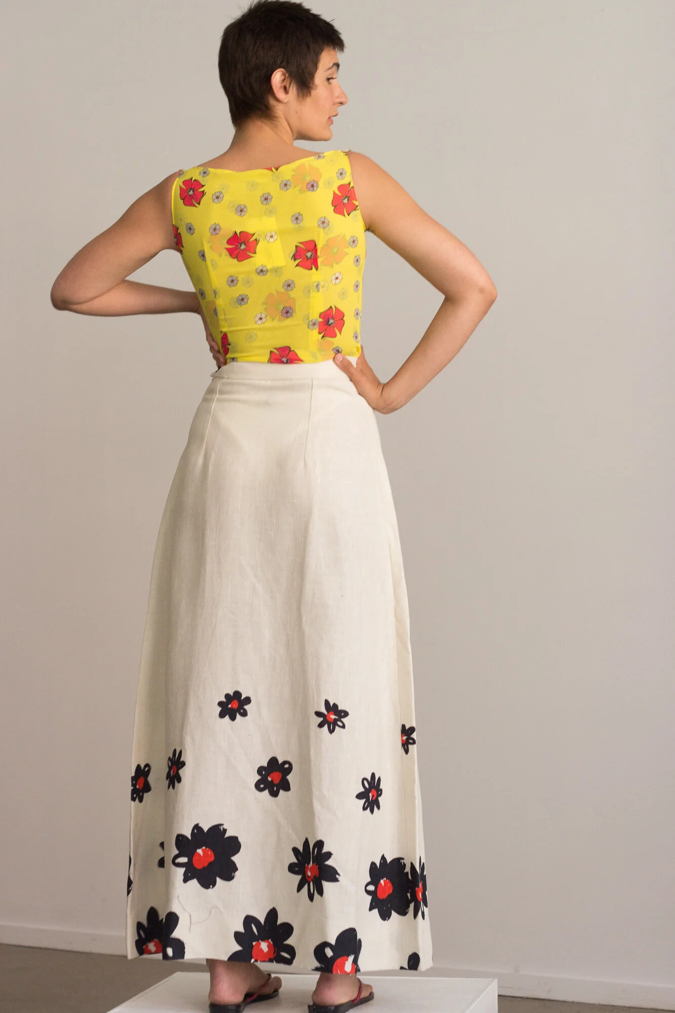 1990s Floral Silk Sleeveless Top